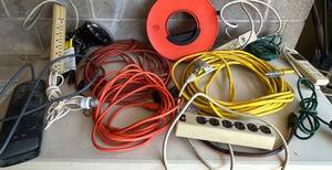 Curtis SP700 Heavy-Duty Power Strip, 8-Outlets, Single Protected