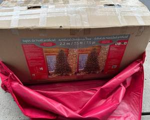 7.5 ft Pre-Lit Artificial Christmas Tree in Storage Bag