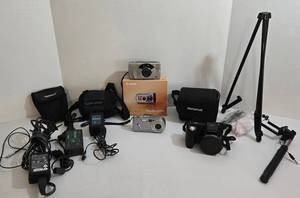 3 Canon Elph 260Z, Olympus SP-610UZ, Sony Cyber-shot DSC-P10 & Accessories