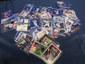 BASEBALL CARDS