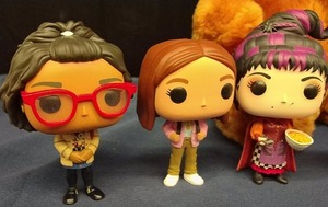 TEDDY BEAR AND 6 FUNKO POP VINYL FIGURES