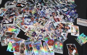 HUGE LOT OF BASEBALL TRADING CARDS