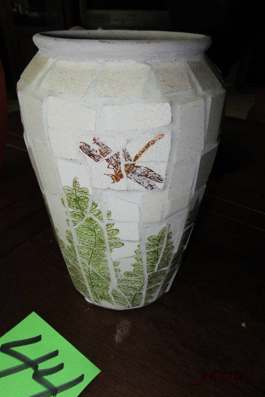 lot 44 image: Mosaic tile Vase