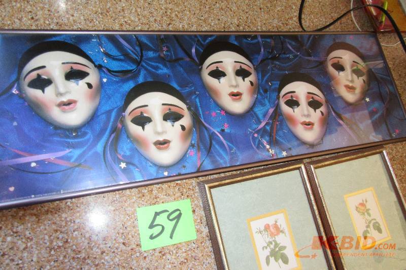lot 59 image: 3 Pictures, Pierrot, Roses