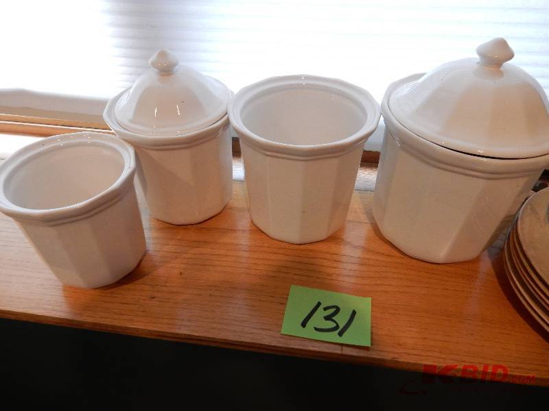 lot 131 image: Pier 1 China and Canisters
