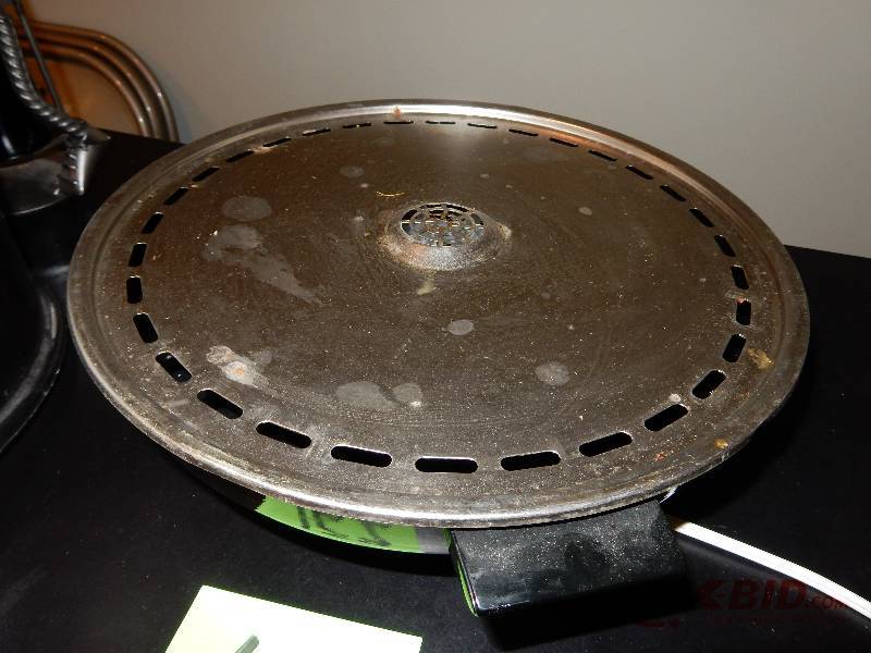 lot 157 image: Waring Food Dehydrator
