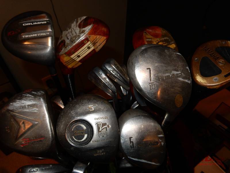 lot 177 image: Large set of Golf clubs and Bag..