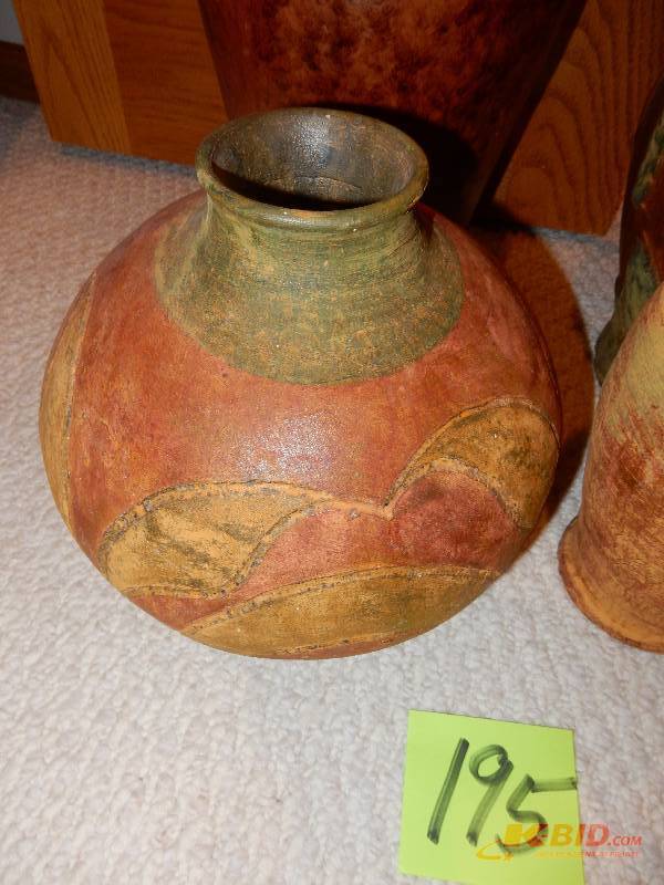 lot 195 image: 4 Pottery Urns
