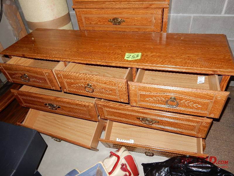 lot 253 image: Bureau, Simulate Oak Finish