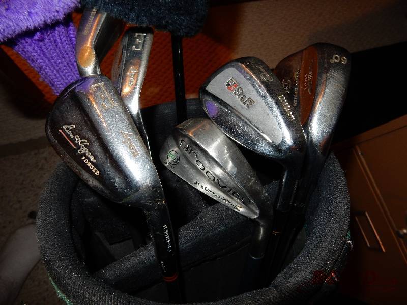 lot 258 image: Set of Golf Clubs