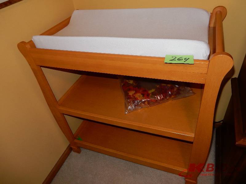 lot 264 image: Baby Changing Table