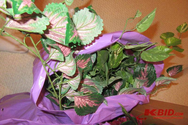 lot 218 image: HUGE lot of artifical flowers and plants