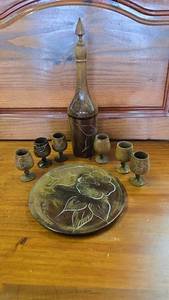 Wood Decanter Set with Plate