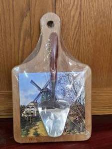 Cheese Cutting Board and Knife NEW