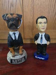 2 Bobble Heads