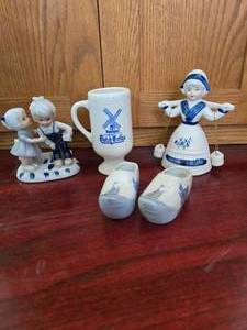5 Pieces Blue and White, Dutch Girl, Tiny Clogs, Boy and Girl, Mug