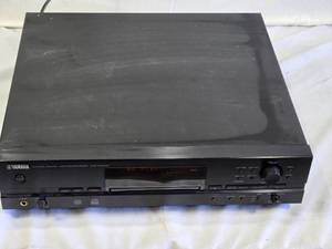 Yamaha CDR-HD1000 HDDCD Recorder - Powers on, no functions tested