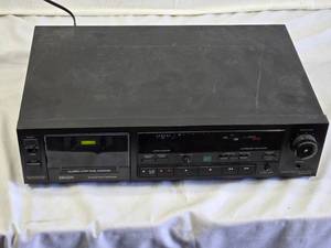 Denon DR-M33HX Stereo Cassette Tape Deck - Powers on, no functions tested