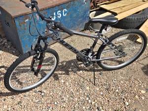 Huffy Rock Creek Mountain Bike