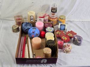 Candles and Candle Holders including Yankee Candle and Floating Candles