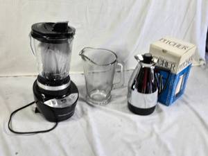 Hamilton Beach Blender, Glass Pitcher, and Insulated Chrome Pitcher