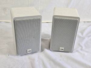 Canton Plus S Speakers