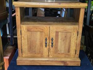 Wooden Cabinet with Shelf and Doors 29x19x28.5