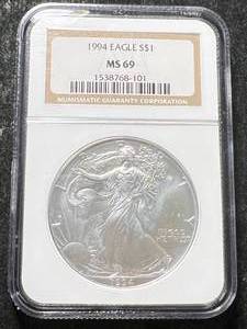 1994 AMERICAN SILVER EAGLE NGC MS69