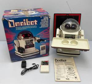 1984 Tomy OMNIBOT Robot 5402 Complete In Original Box (Untested) Battery Boxes Need Cleaning