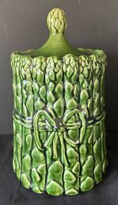 K - McCoy Vintage Asparagus Motif Canister with Lid - Green Glazed Stoneware