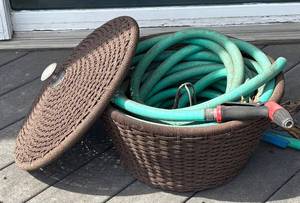 BY - Hose Basket with Garden Hose