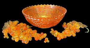 K - Vintage Imperial Marigold Grape Carnival Glass Bowl with Three Beaded Grape Bunches
