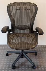 UL - Herman Miller Aeron Size C Office Chair - Black Mesh