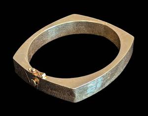 K - 14K Yellow Gold Bangle Bracelet