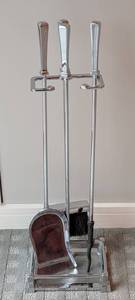 LR - Chrome Fireplace Tool Set With Stand