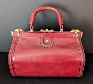 UL - Vintage Brown Leather Satchel - Gold Hardware