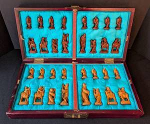 LB - Chinese Chess Set - Vintage Carved Wood