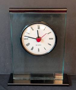 LB - Oggetti Clear Glass Desk Clock