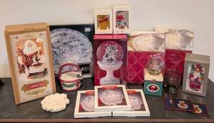 LLR - Water Globe Santa with Beaded Snowmen, Lenox & Mikasa Christmas Decor & Serving Dish