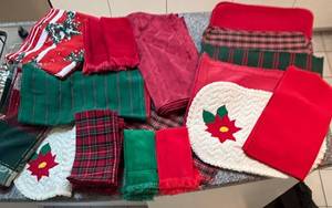 LR - Festive Holiday Linens Set - Tablecloths, Napkins, Towels and More