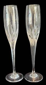 K - Two Mikasa Flame DAmore Champagne Flutes