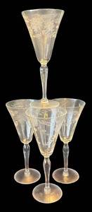 P - Vintage Etched Stemware Glasses - Set of 4