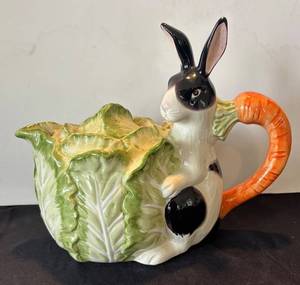 K - Vintage Fitz & Floyd Kensington Rabbit Teapot