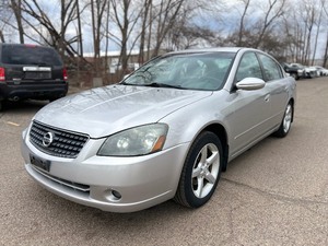 2005 NISSAN ALTIMA 3.5 SE 1 Owner  No Accidents Reported (NO RESERVE)