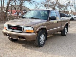 2003 GMC SONOMA SL 4x4  No Accidents Reported (NO RESERVE)