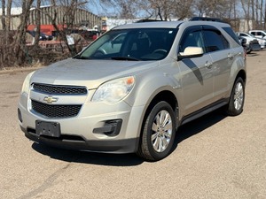 2010 CHEVROLET EQUINOX LT All Wheel Drive (NO RESERVE)
