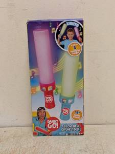 NEW DANNY GO COLOR BEAT DRUMSTICKS 2PC