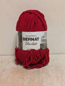 NEW YARNSPIRATIONS BERNAT BLANKET RED