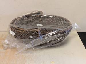 NEW WICKER BASKET DECOR