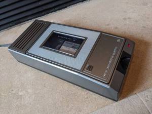 GEMINI RW2200 VHS TAPE AUTOMATIC REWINDER